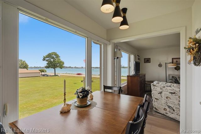 1700 River Road 8, Marysville, MI 48040