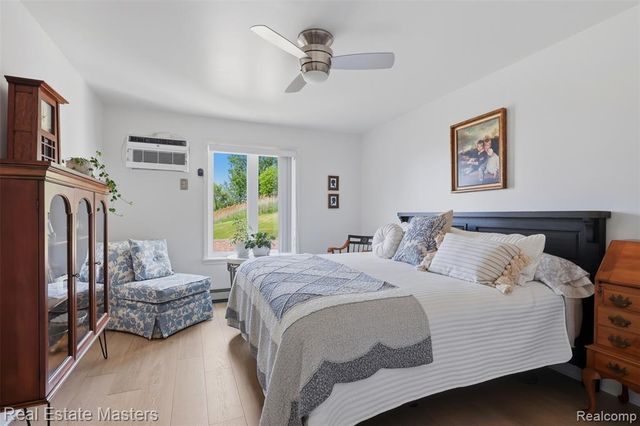 1700 River Road 8, Marysville, MI 48040