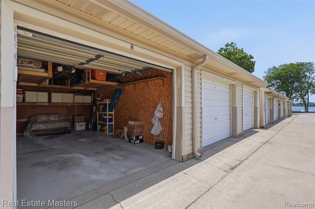 1700 River Road 8, Marysville, MI 48040