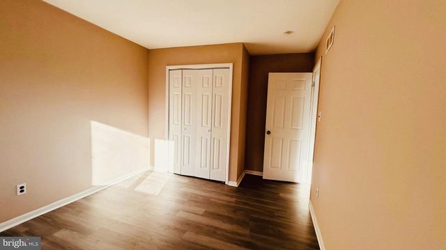 17 CANOE CT, Newark, DE 19702