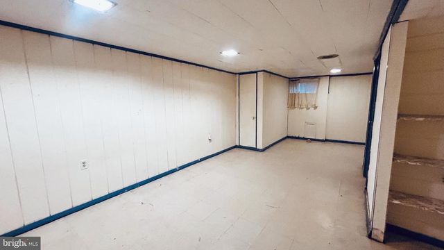 17 CANOE CT, Newark, DE 19702