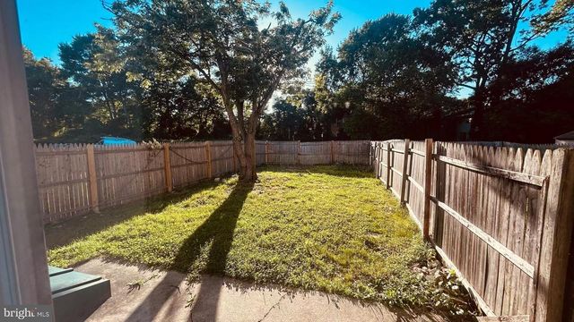 17 CANOE CT, Newark, DE 19702