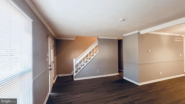 17 CANOE CT, Newark, DE 19702