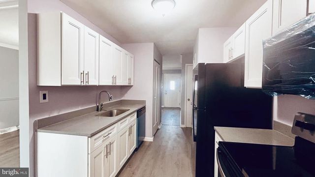 17 CANOE CT, Newark, DE 19702