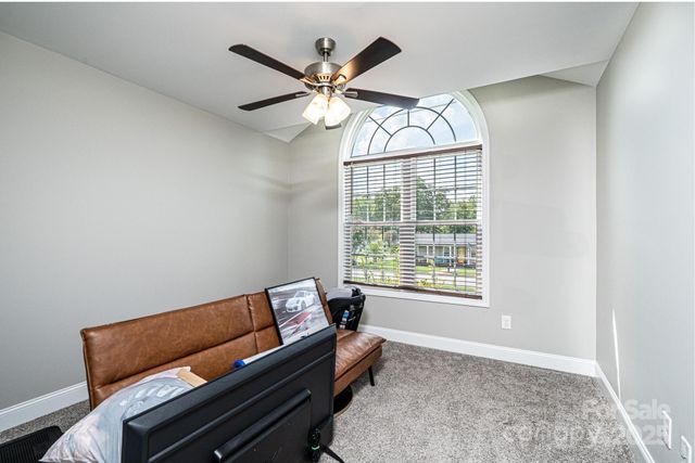 207 S 5th Avenue, Maiden, NC 28650