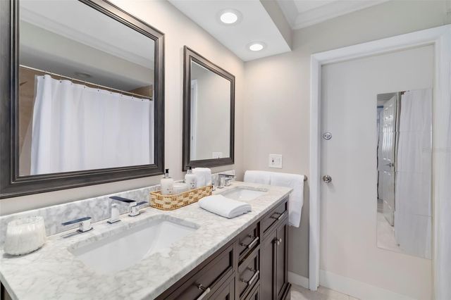 3304 SPRING MILL CIRCLE, Sarasota, FL 34239