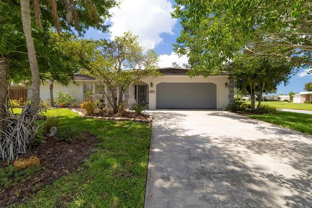 3304 SPRING MILL CIRCLE, Sarasota, FL 34239