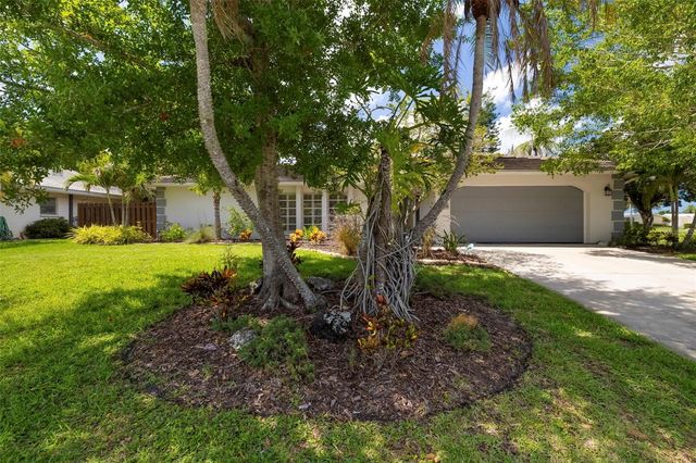 3304 SPRING MILL CIRCLE, Sarasota, FL 34239