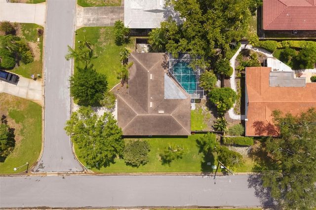 3304 SPRING MILL CIRCLE, Sarasota, FL 34239