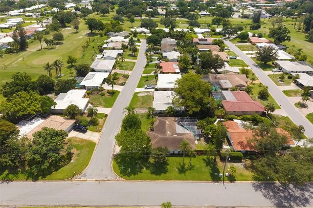 3304 SPRING MILL CIRCLE, Sarasota, FL 34239