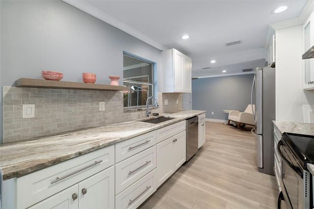 3304 SPRING MILL CIRCLE, Sarasota, FL 34239