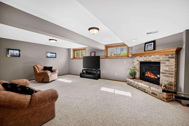 773 Foxfield Road, Oregon, WI 53575