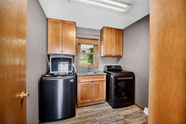 773 Foxfield Road, Oregon, WI 53575