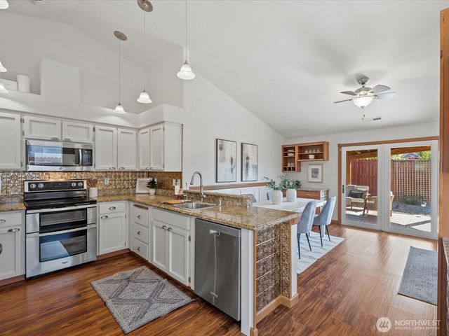 18509 Ballantrae Drive, Arlington, WA 98223