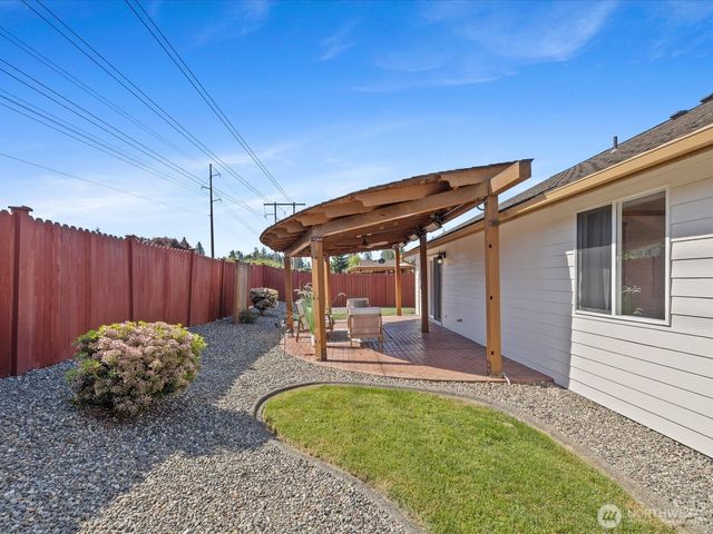 18509 Ballantrae Drive, Arlington, WA 98223