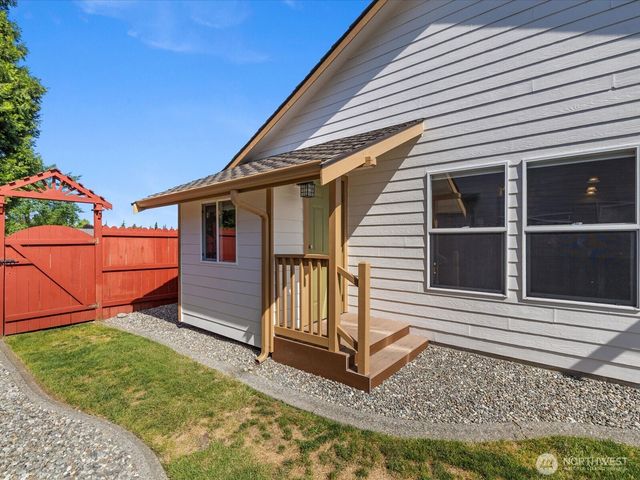 18509 Ballantrae Drive, Arlington, WA 98223