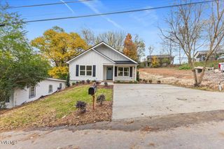 1611 Carter Avenue, Johnson City, TN 37604