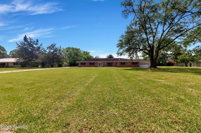 617 Cemetery Road, St. Martinville, LA 70582