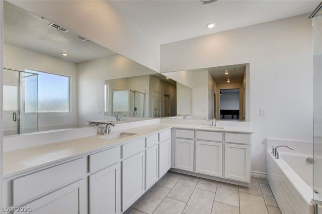 9262 Aiden Valley Avenue, Las Vegas, NV 89143