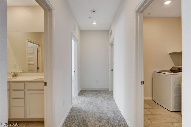 9262 Aiden Valley Avenue, Las Vegas, NV 89143