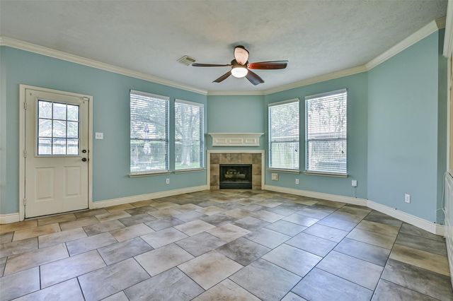 2714 Safe Harbour Circle, Friendswood, TX 77546