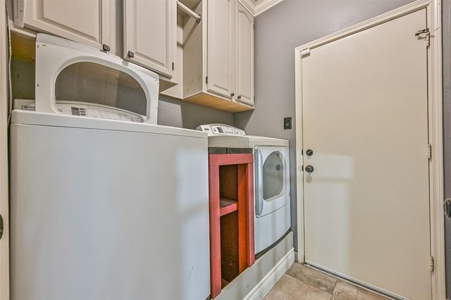 2714 Safe Harbour Circle, Friendswood, TX 77546