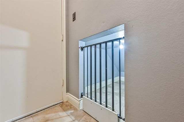 2714 Safe Harbour Circle, Friendswood, TX 77546