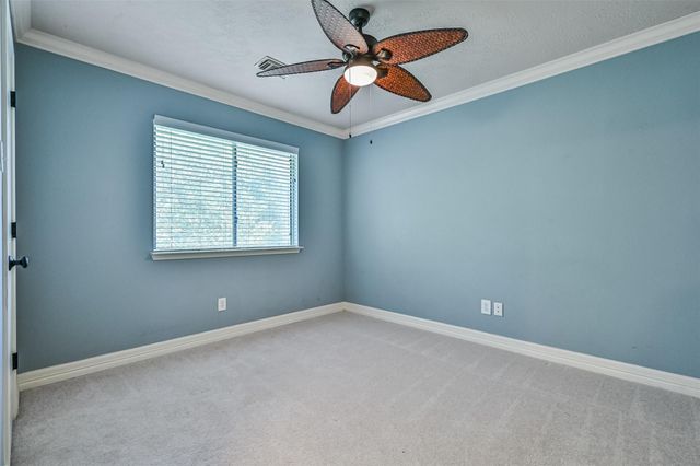 2714 Safe Harbour Circle, Friendswood, TX 77546