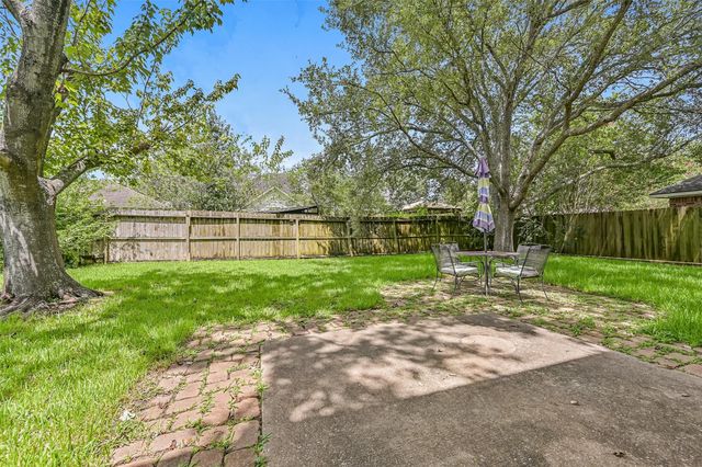 2714 Safe Harbour Circle, Friendswood, TX 77546