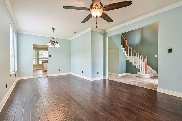 2714 Safe Harbour Circle, Friendswood, TX 77546