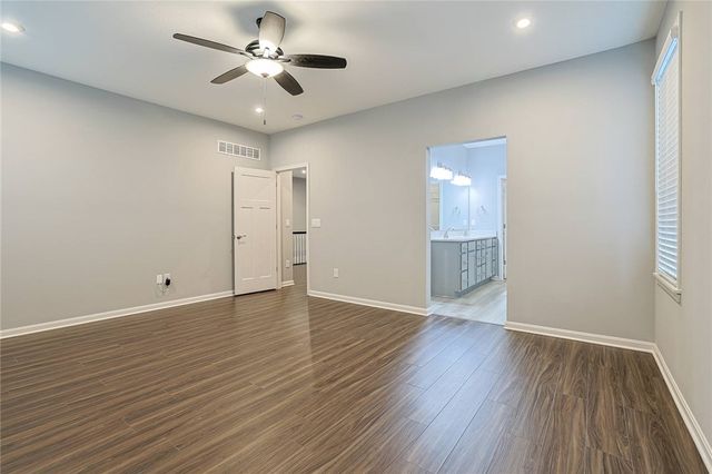 1998 Prestwick Bend, Miamisburg, OH 45342