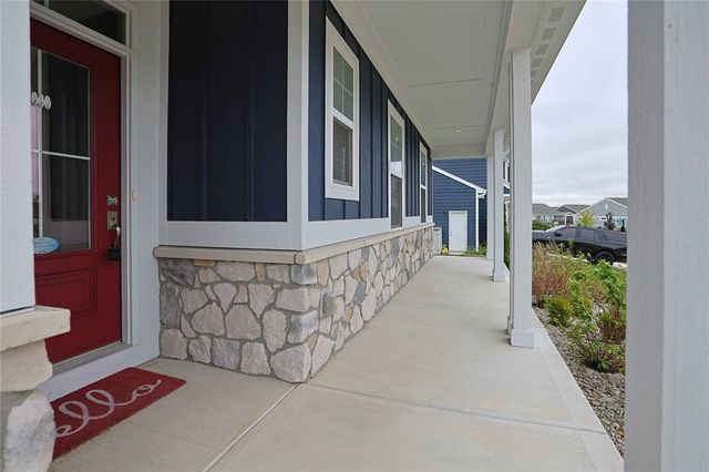 1998 Prestwick Bend, Miamisburg, OH 45342