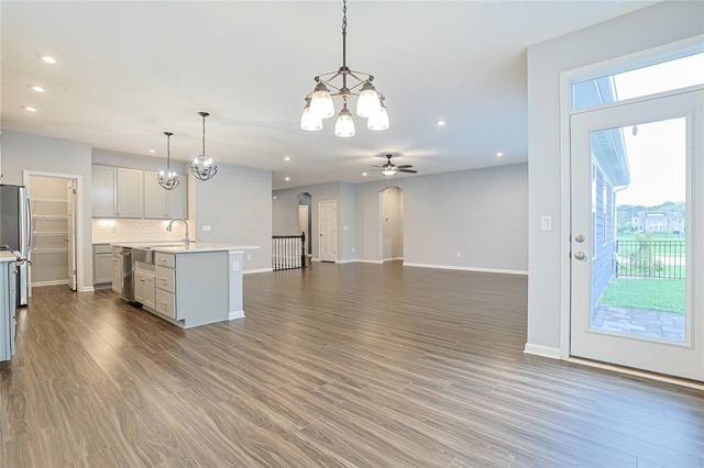 1998 Prestwick Bend, Miamisburg, OH 45342