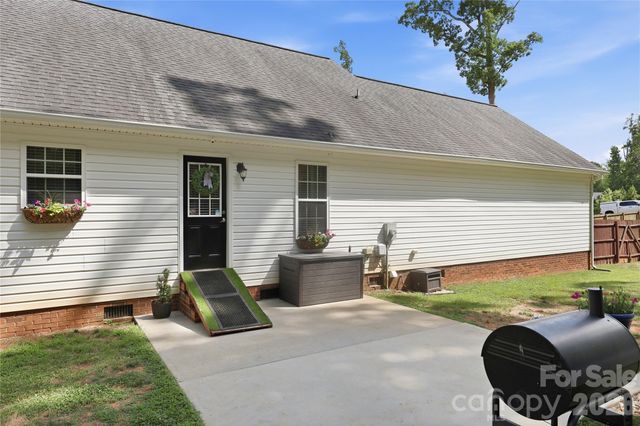 175 Rose Brier Lane, Salisbury, NC 28146