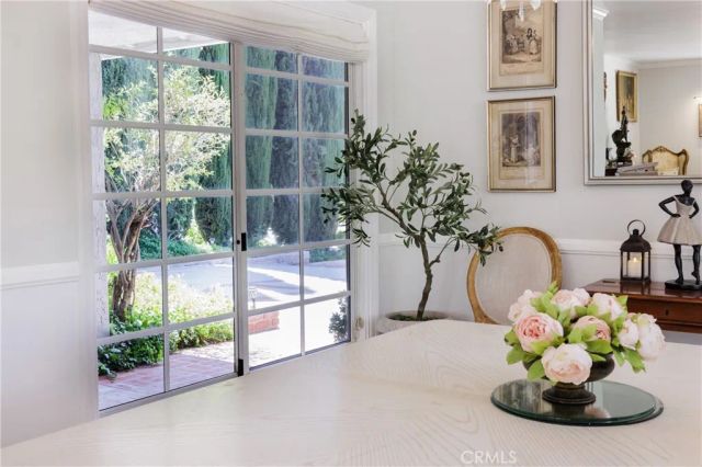 26261 Veva Way, Calabasas, CA 91302
