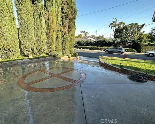 26261 Veva Way, Calabasas, CA 91302