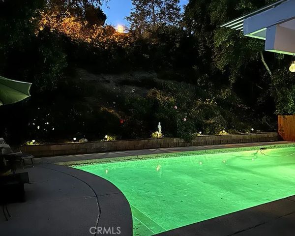 26261 Veva Way, Calabasas, CA 91302