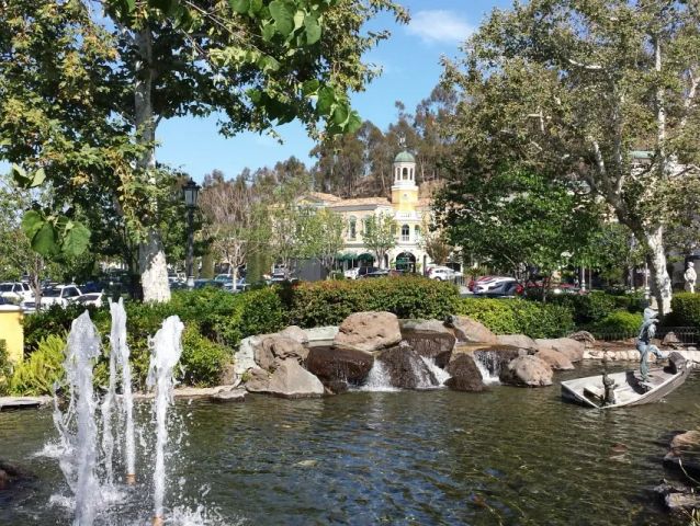 26261 Veva Way, Calabasas, CA 91302