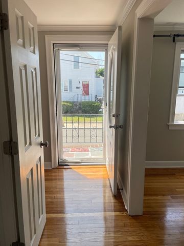 41 Edmund St, Malden, MA 02148