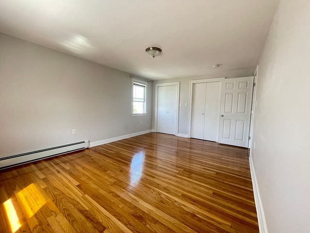 41 Edmund St, Malden, MA 02148