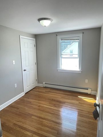 41 Edmund St, Malden, MA 02148