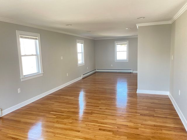 41 Edmund St, Malden, MA 02148