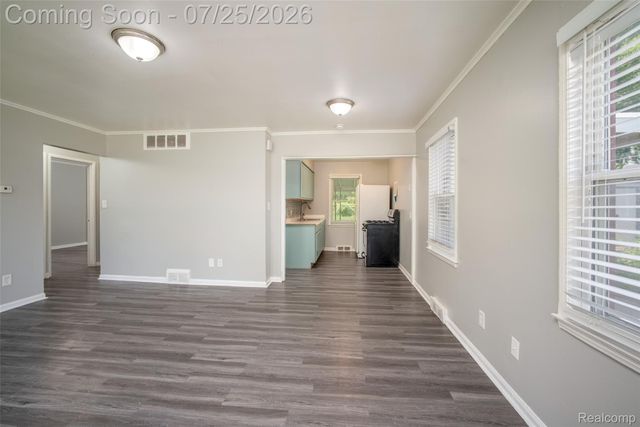 22191 Condon Street, Oak Park, MI 48237