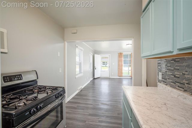 22191 Condon Street, Oak Park, MI 48237