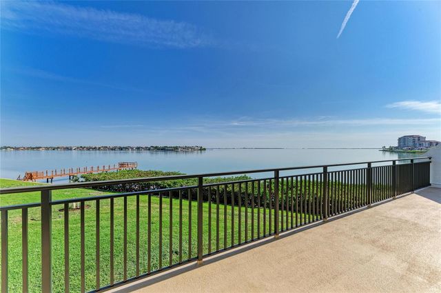 5700 ESCONDIDA BOULEVARD S 201, St Petersburg, FL 33715