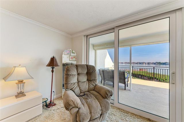 5700 ESCONDIDA BOULEVARD S 201, St Petersburg, FL 33715