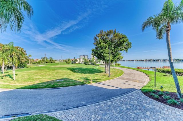 5700 ESCONDIDA BOULEVARD S 201, St Petersburg, FL 33715