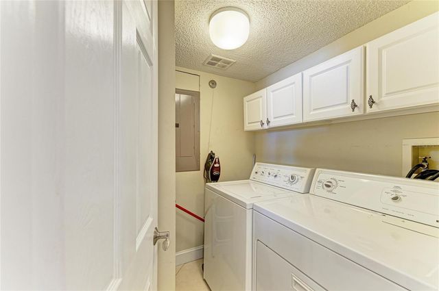 5700 ESCONDIDA BOULEVARD S 201, St Petersburg, FL 33715