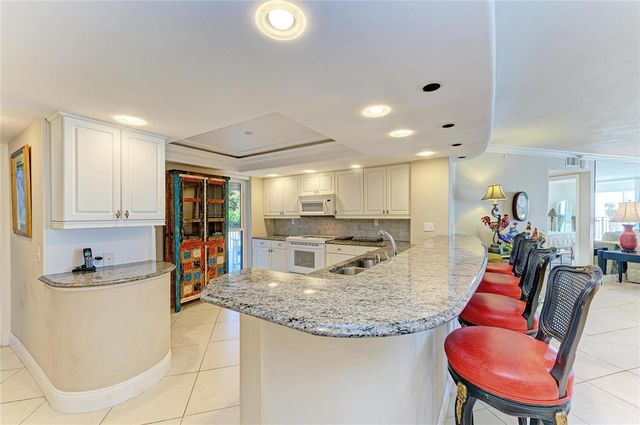 5700 ESCONDIDA BOULEVARD S 201, St Petersburg, FL 33715