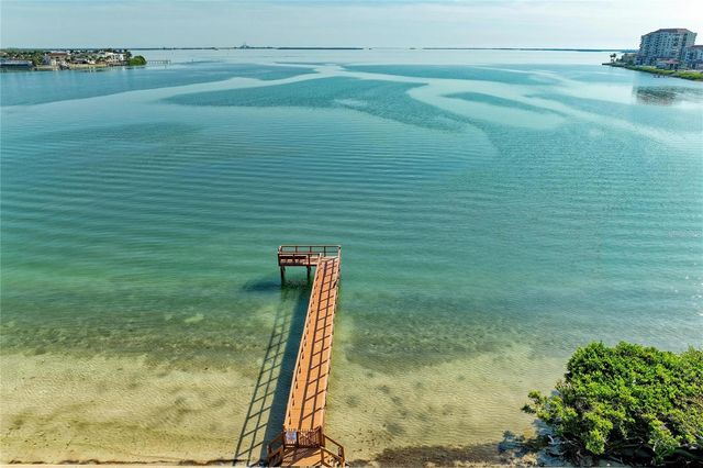 5700 ESCONDIDA BOULEVARD S 201, St Petersburg, FL 33715